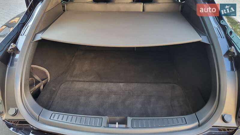 Лифтбек Tesla Model S 2016 в Коломые