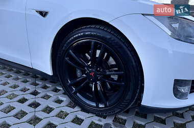 Ліфтбек Tesla Model S 2013 в 
