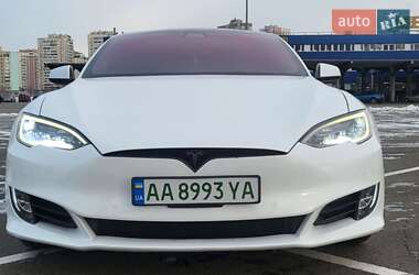Лифтбек Tesla Model S 2018 в 