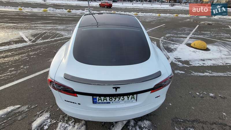 Ліфтбек Tesla Model S 2018 в Києві