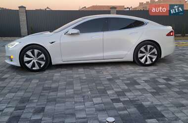 Лифтбек Tesla Model S 2020 в 