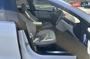 Лифтбек Tesla Model S 2016 в 