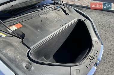 Лифтбек Tesla Model S 2016 в 