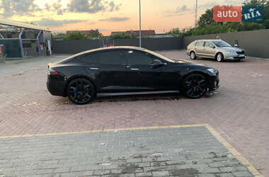 Лифтбек Tesla Model S 2017 в 