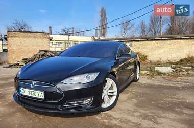 Ліфтбек Tesla Model S 2013 в Києві