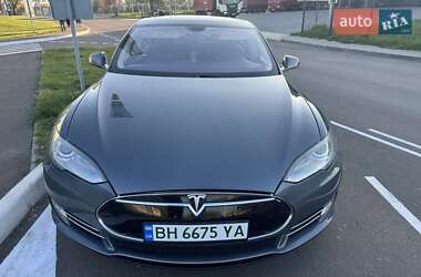 Ліфтбек Tesla Model S 2013 в Одесі