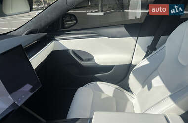 Ліфтбек Tesla Model S 2023 в 