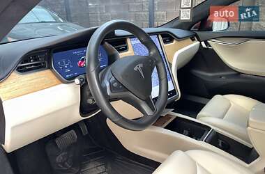 Лифтбек Tesla Model S 2021 в 