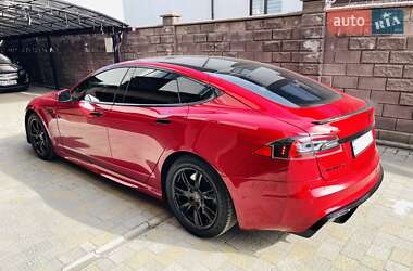 Лифтбек Tesla Model S 2021 в 