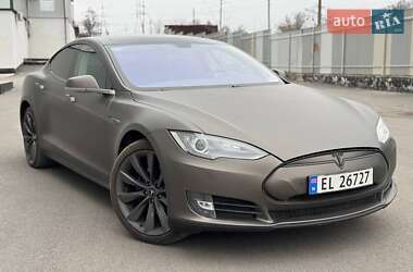 Лифтбек Tesla Model S 2014 в Виннице