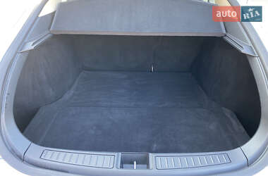 Лифтбек Tesla Model S 2016 в 