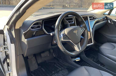 Лифтбек Tesla Model S 2016 в 