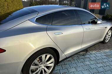 Лифтбек Tesla Model S 2014 в Киеве