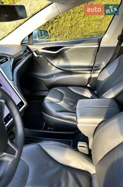 Лифтбек Tesla Model S 2014 в Киеве
