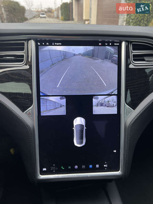Лифтбек Tesla Model S 2016 в Одессе