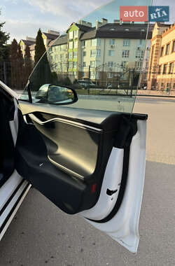 Ліфтбек Tesla Model S 2019 в 