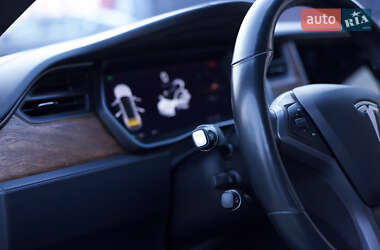 Ліфтбек Tesla Model S 2019 в 