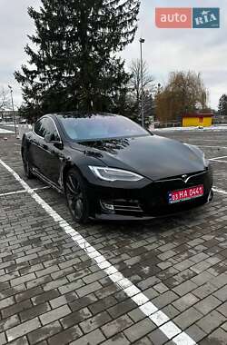 Ліфтбек Tesla Model S 2020 в 