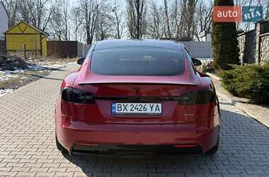 Лифтбек Tesla Model S 2021 в 
