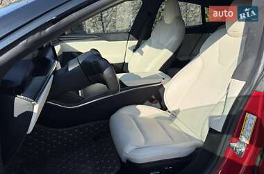 Лифтбек Tesla Model S 2021 в 