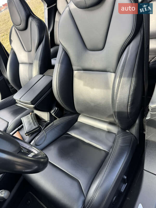 Лифтбек Tesla Model S 2018 в Одессе