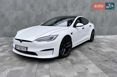 Лифтбек Tesla Model S 2021 в Киеве