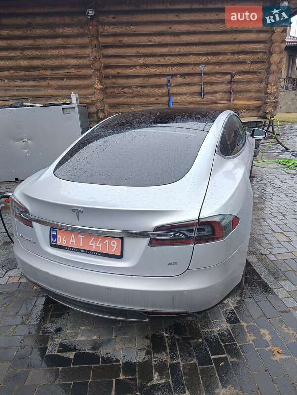 Ліфтбек Tesla Model S 2014 в Житомирі фото 3 Ліфтбек Tesla Model S 2014 в Житомирі