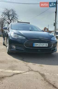 Лифтбек Tesla Model S 2014 в 