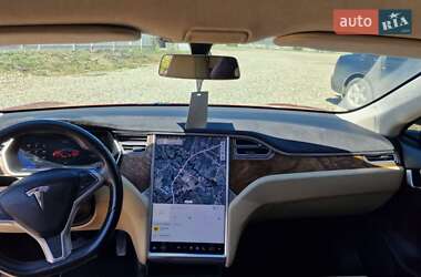 Лифтбек Tesla Model S 2017 в 