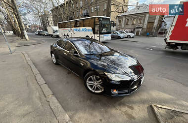 Ліфтбек Tesla Model S 2014 в 