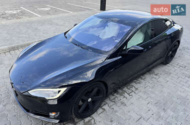 Лифтбек Tesla Model S 2019 в 