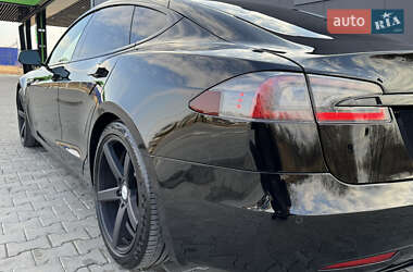 Лифтбек Tesla Model S 2019 в 