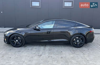 Лифтбек Tesla Model S 2019 в 