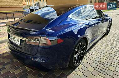 Ліфтбек Tesla Model S 2016 в 
