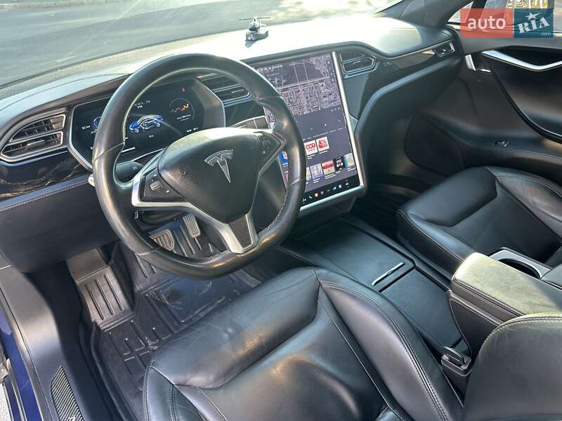 Ліфтбек Tesla Model S 2016 в Вінниці