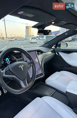 Лифтбек Tesla Model S 2018 в Киеве