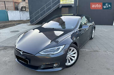 Лифтбек Tesla Model S 2018 в 