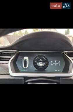 Ліфтбек Tesla Model S 2014 в Вінниці