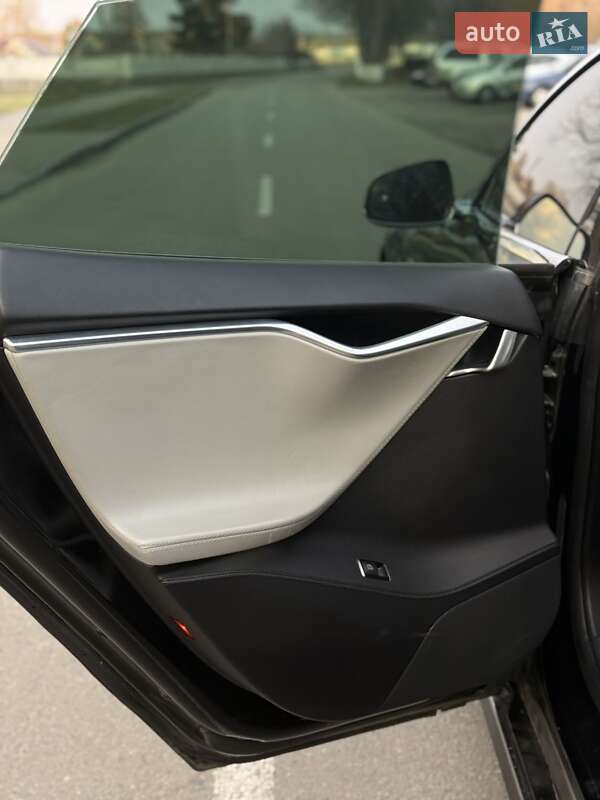 Ліфтбек Tesla Model S 2012 в Білій Церкві