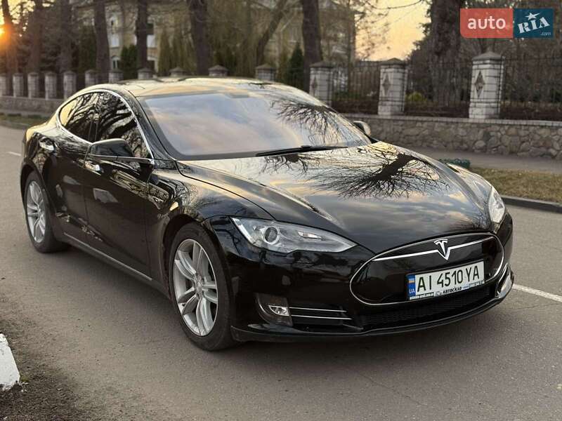 Ліфтбек Tesla Model S 2012 в Білій Церкві