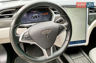 Лифтбек Tesla Model S 2014 в 