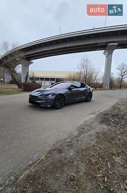 Лифтбек Tesla Model S 2021 в Киеве