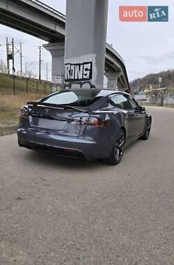 Лифтбек Tesla Model S 2021 в Киеве