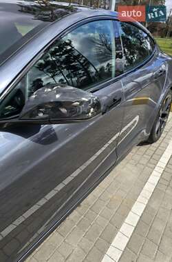 Лифтбек Tesla Model S 2021 в 