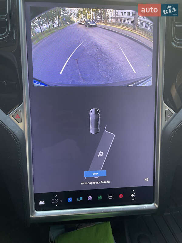 Лифтбек Tesla Model S 2015 в Киеве