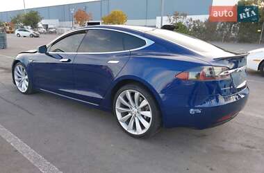 Ліфтбек Tesla Model S 2016 в 