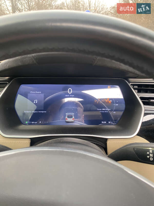 Ліфтбек Tesla Model S 2016 в Полтаві