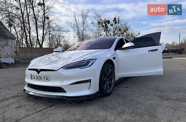 Лифтбек Tesla Model S 2021 в 