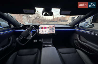 Лифтбек Tesla Model S 2021 в 