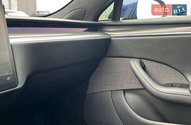 Лифтбек Tesla Model S 2021 в 